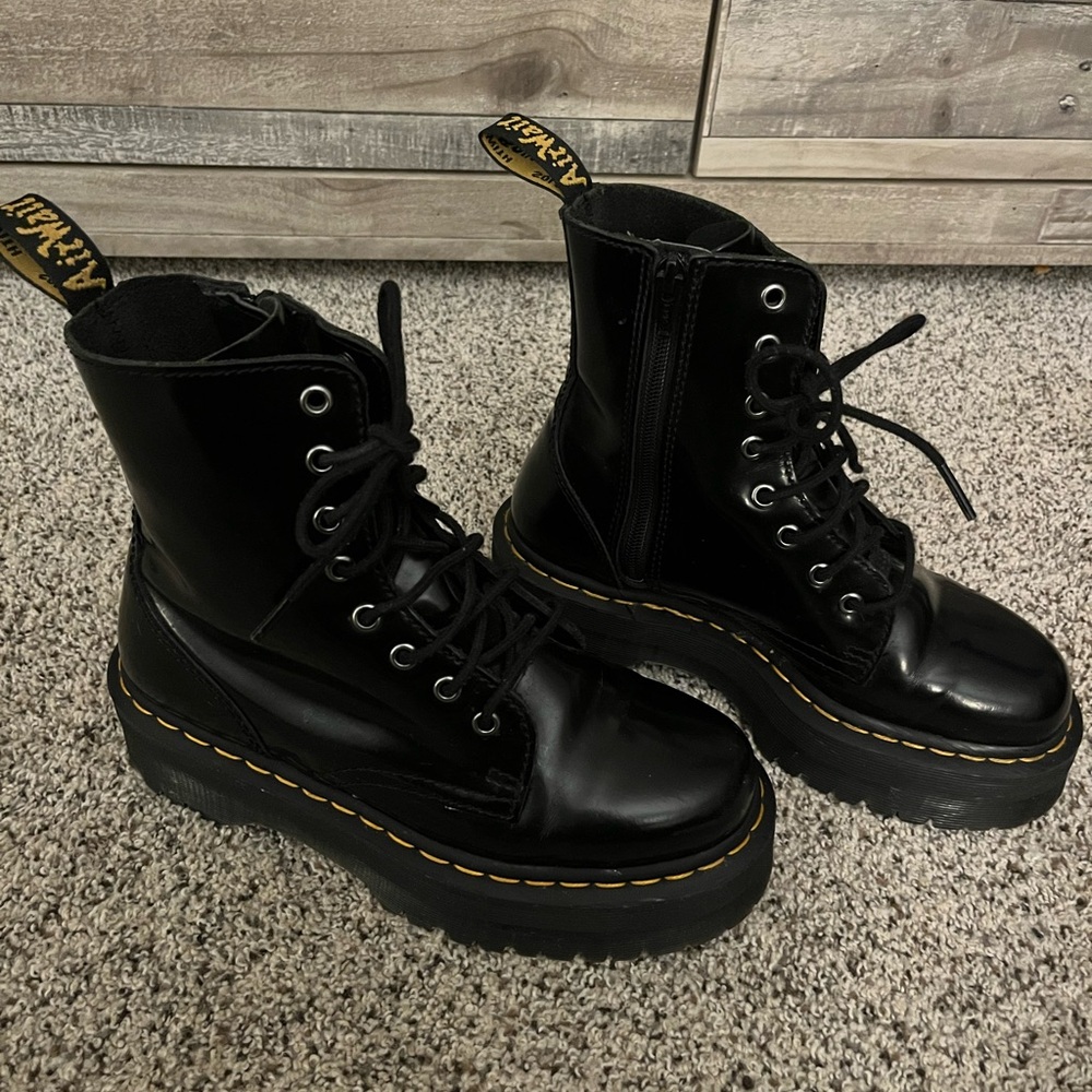 Dr Marten Jadon platforms - USM 6